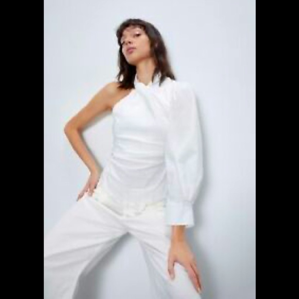 Zara one shoulder white linen blend small perfect condition. Worn once.